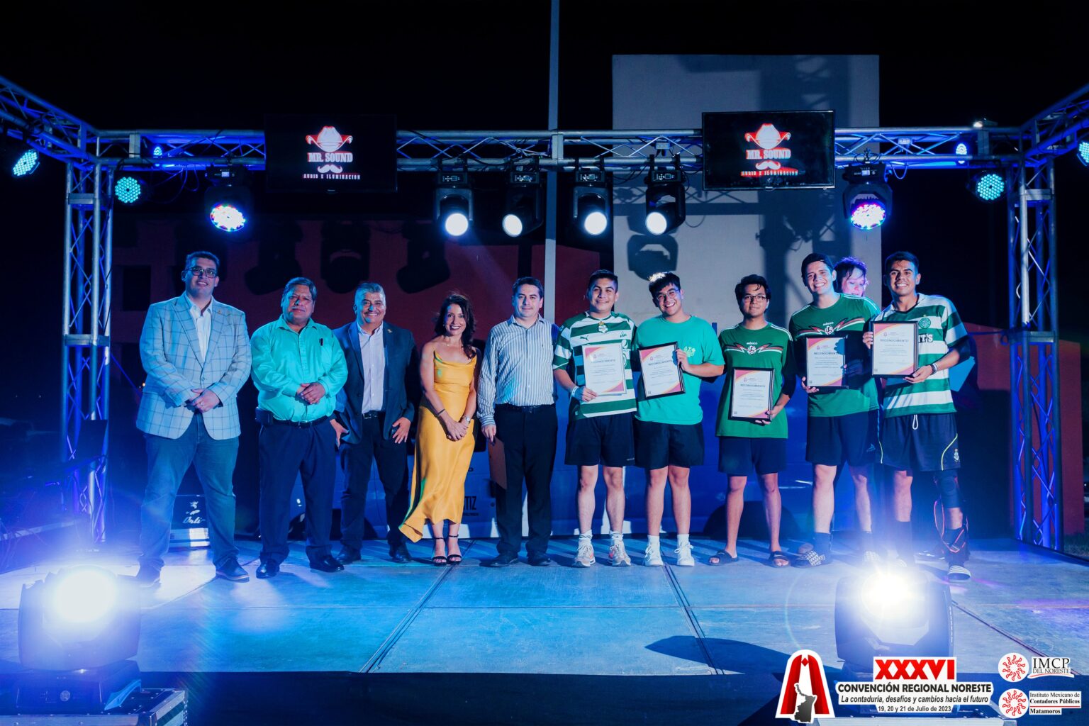 09-Rompehielos-Premiación-Concurso-Estudiantil-min